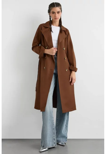 Тренч - с копчета