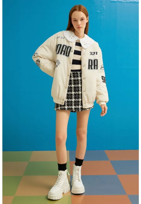 Бомбър яке с капси