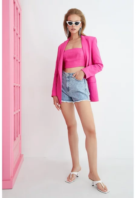 Дънков къс панталон с декоративни камъни