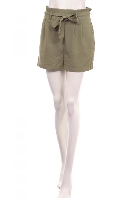 Дрехи Къси панталони GINA TRICOT