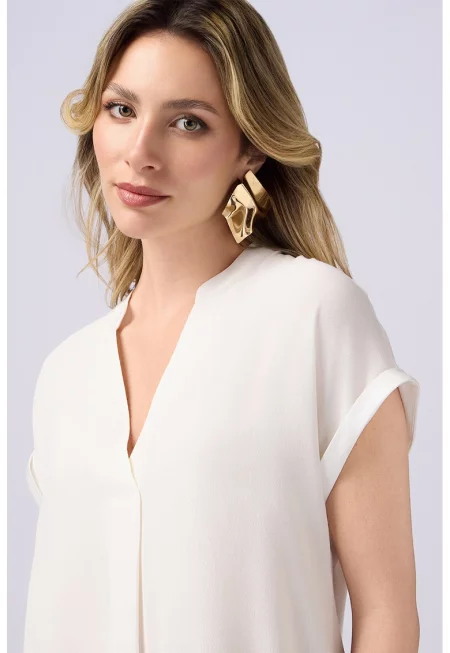 Ефирна шпиц блуза