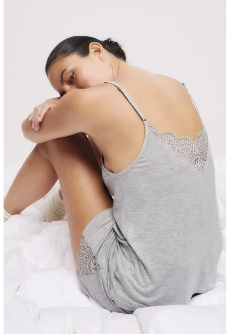 Горна пижама с дантела