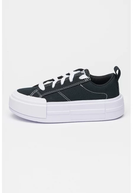 Кецове Chuck Taylor All Star с равна платформа