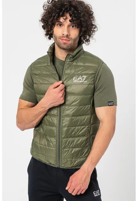 Олекотен пухен елек с цип