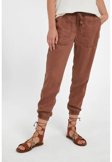 Панталон с лиосел с връзка и големи джобове