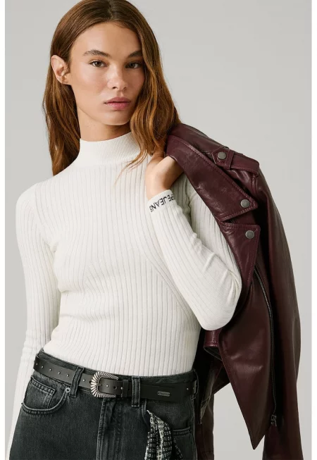 Плетен пуловер с рипс