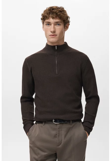 Плетен пуловер със средновисока яка - Тъмнокафяв