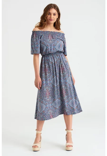 Рокля с голи рамене