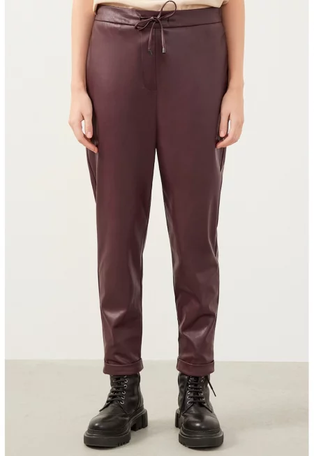 Скъсен панталон с висока талия - Тъмночервен