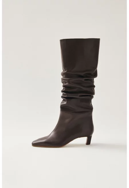 Високи ботуши от кожа с квадртен ток - Тъмнокафяв