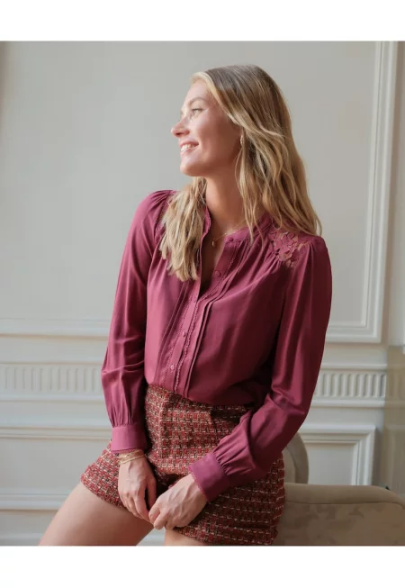 Дамска риза с дантелени апликации 4526T M8 Тъмно лилаво 17083