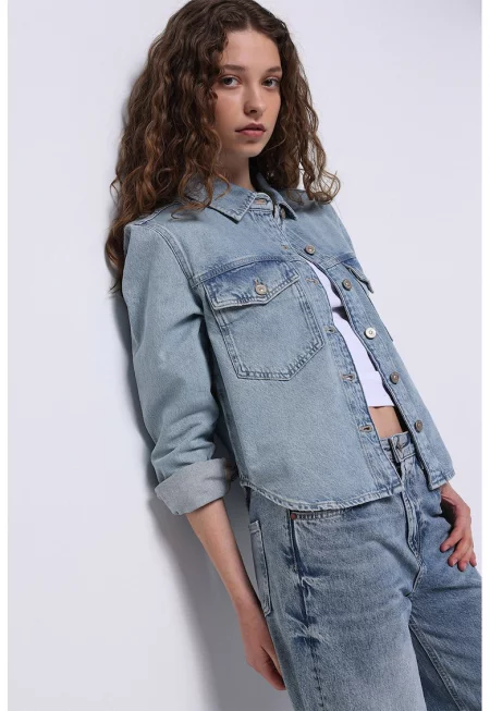 Дънково яке с копчета