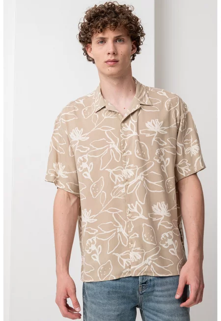 Риза с къси ръкави