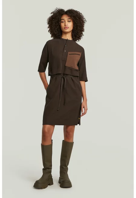 Рокля тип тениска с ниска овална яка - Тъмнокафяв