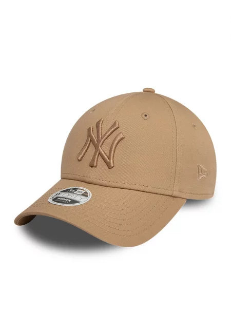 Шапка New York Yankees с лого