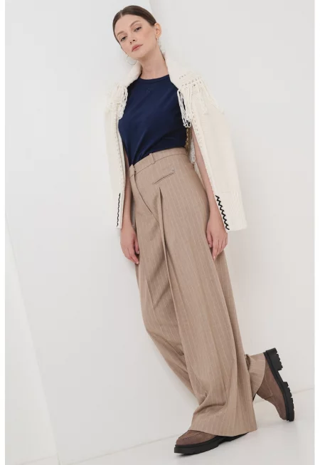 Тениска Deloris с овално деколте