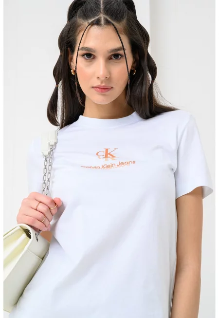 Тениска с овално деколте и лого