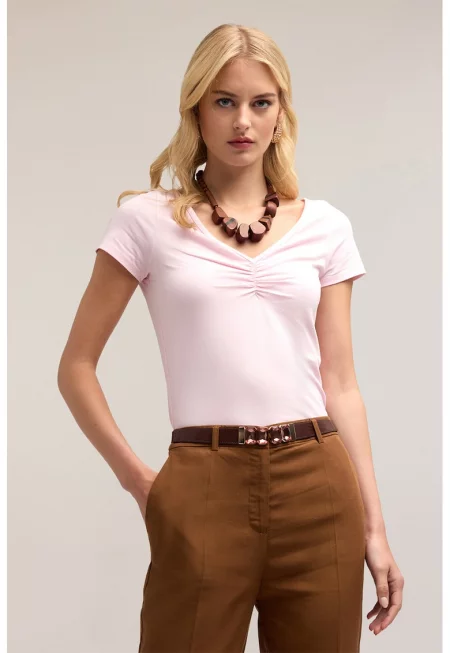 Тениска с шпиц