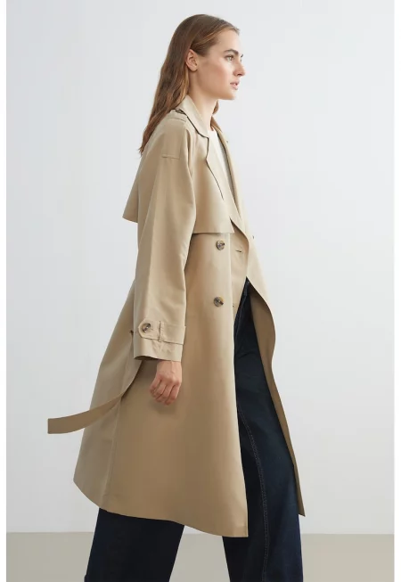 Тренч с ръкави реглан