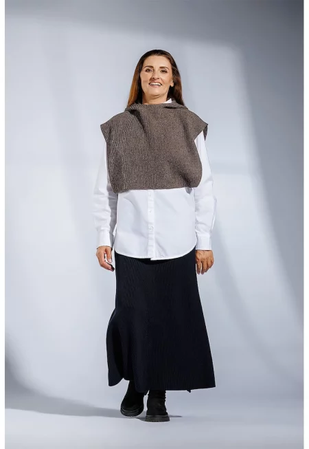 Уголемена яка Mira с необработена вълна