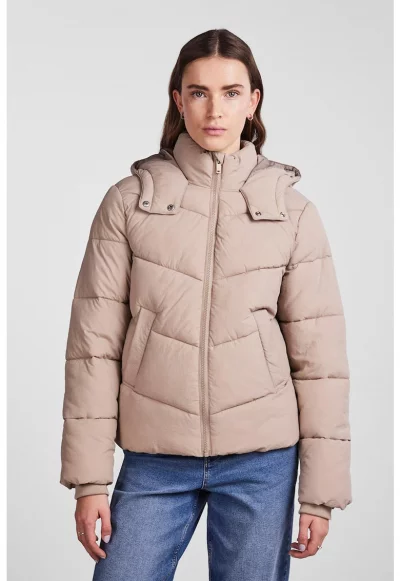 Зимно капитонирано яке Jamilla с качулка