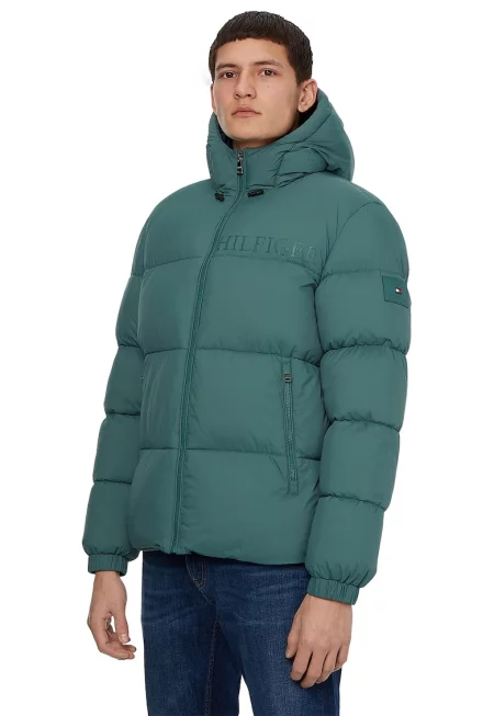 Зимно яке с качулка и вата