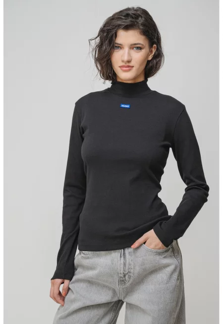 Едноцветна блуза с рипс