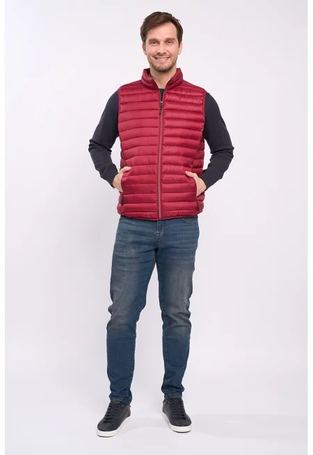 Капитониран - непромокаем и ветроустойчив елек