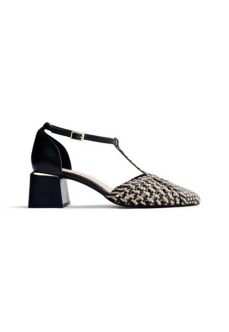 Кожени обувки с масивен ток - Черен