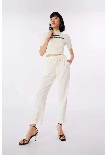 Панталон с регулираща се талия