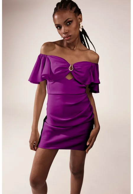 Рокля с голи рамене и отвор отпред - Виолетов