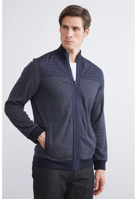 Суитшърт с цип със средновисока яка