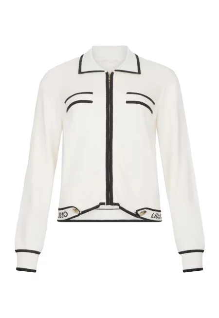 Жилетка с коприна и остра яка - Бял