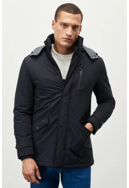 Зимно яке с отделяща се качулка