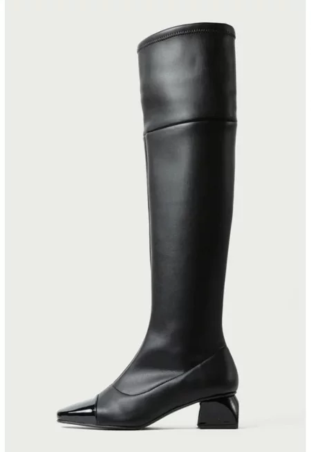 Ботуши от еко кожа - Черен