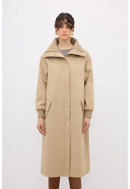 Дълго палто с цилиндричка яка