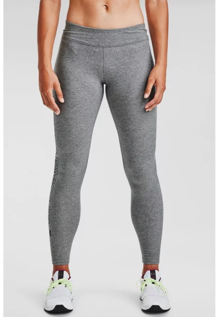 Фитнес клин Favorite Wordmark с лого