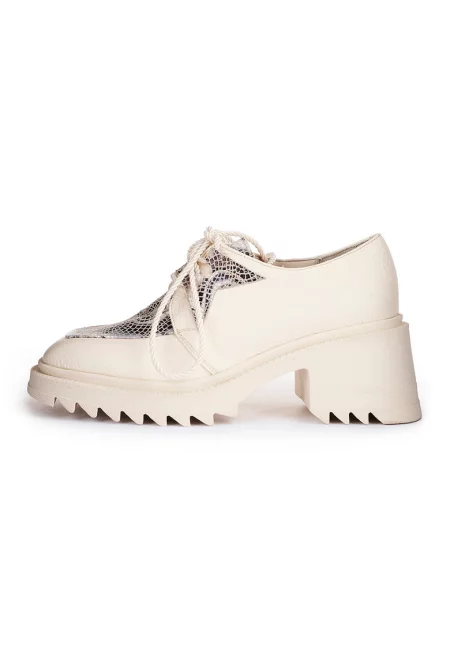 Кожени обувки Kristin с масивен ток - Бежов