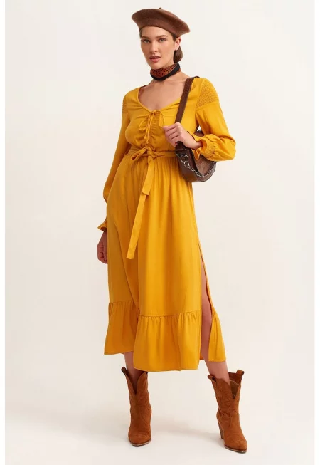 Миди рокля с цепки встрани