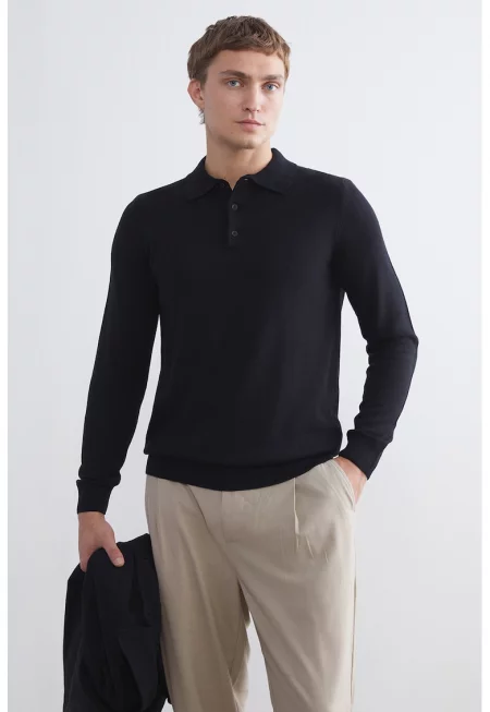 Пуловер с памук с яка