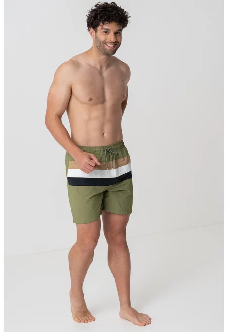Раирани плувни шорти с връзка - Зелен