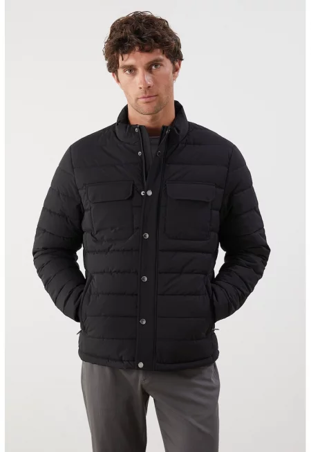 Зимно яке с джобове на гърдите