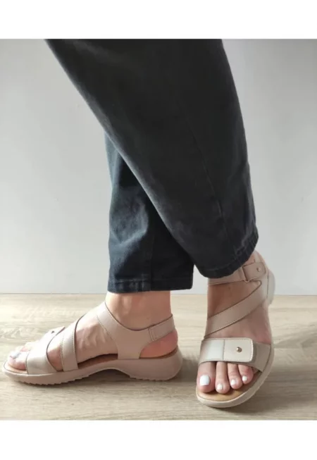 Дамски ежедневни сандали  70447 03-N Бежов - Бежов -