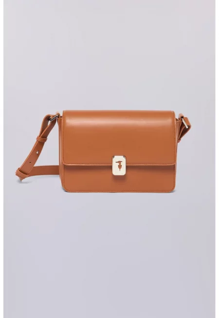 Кожена чанта с капаче