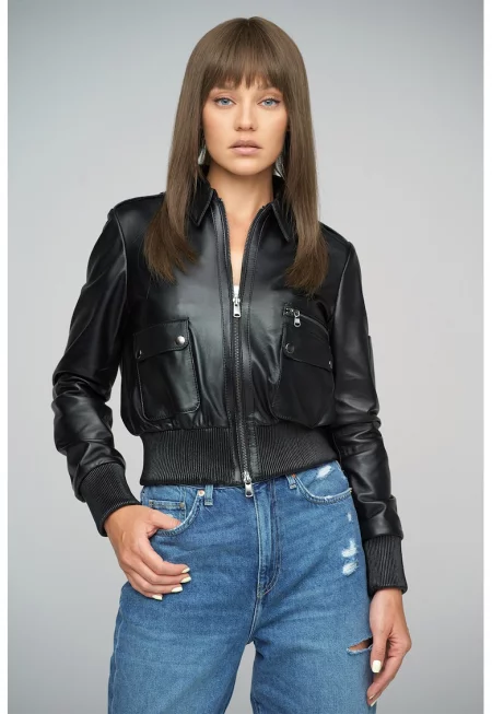 Олекотено кожено яке с джобове отпред - Черен