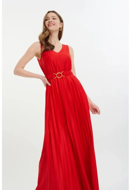 Плисирана рокля с шпиц