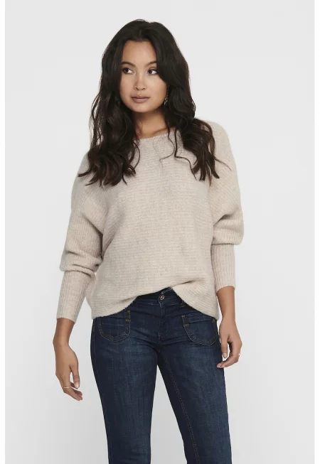 Пуловер Daniella с ръкави тип прилеп - Крем