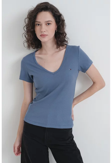 Слим тениска с шпиц