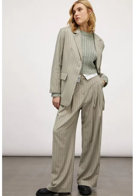 Свободно сако със ситно райе - Каки