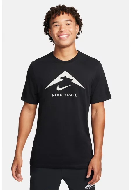 Тениска с Dri-FIT за бягане